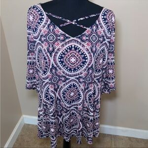 Roz & Ali Women’s Plus Size Navy, Pink, & White Paisley Top. Size 2X.